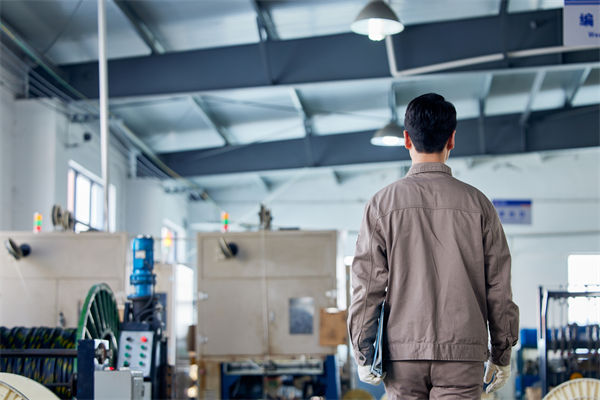 普通人买标普500，真是一笔稳赚不赔的投资吗？